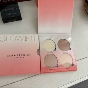 Anastasia Beverly Hills Sugar Glow Kit - Multi-Color Highlighter Palette